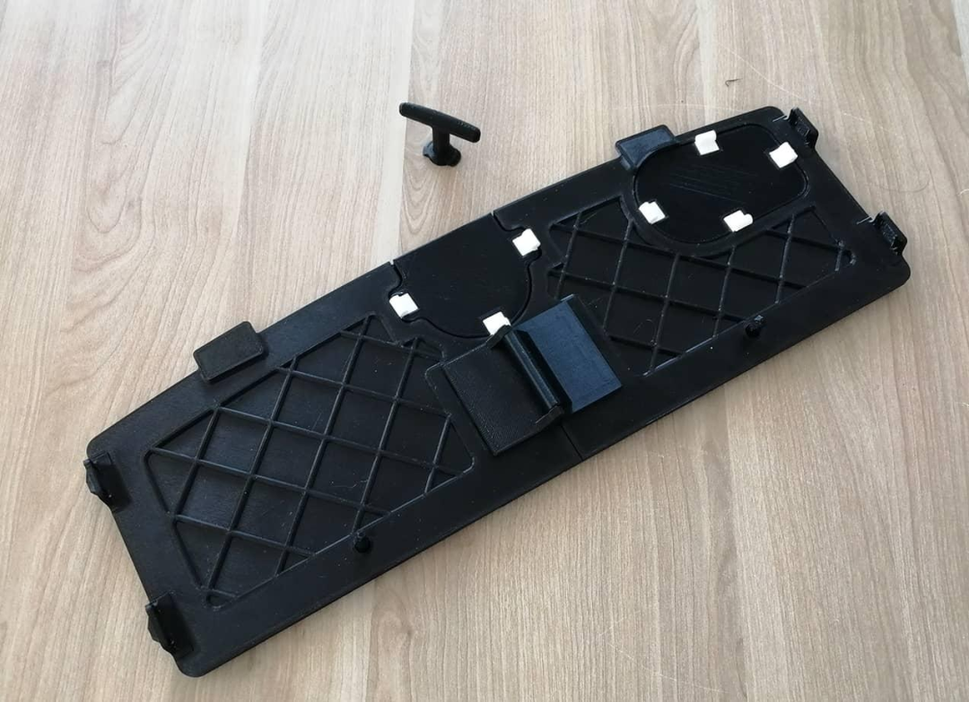 遠鑄3D打印技術(shù)+逆向工程,定制化方案為新能源車主解決燃眉之急